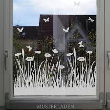 I hope you guys find this kind of content. Fensterfolien Mit Motiv Sind Sichtschutz Und Dekoration Fur Fenster Und Andere Glasflachen Sie Sind Blickdicht Und Helfen Window Film Window Art Window Decor