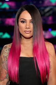 No label no management | alotta cap in this industry. Picture Of Snow Tha Product