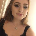 Lauren Alvey's Instagram, Twitter & Facebook