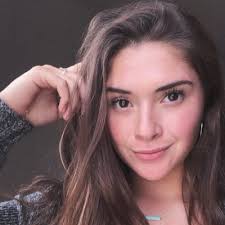 ellie christeson (@elliechristeson)