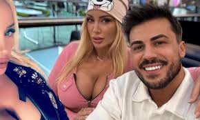 Prințului Louis a fost botezat. Frații mai mari au acaparat ”scena”