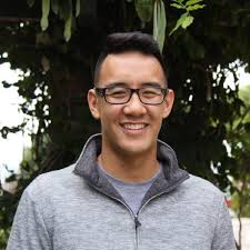 Justin Deluna's Instagram, Twitter & Facebook