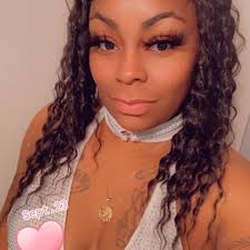 LaShae Moore (@lashae_08)