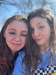 I never imagined I'd go from working 50-70 hours a week making $65k/year,  living paycheck-to paycheck and feeling rushed everyday to working 10-15  hours a week, homeschooling both of my kids, traveling