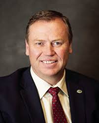 Fran Swain's Instagram, Twitter & Facebook