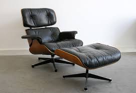 Charles and ray eames were the design power couple of the 20th century. Lounge Chair Charles Ray Eames Herman Miller Vitra