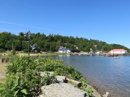 Enjoy a scenic and rejuvenating vacation on the north east shore of lake kagawong, the second largest inland lake on manitoulin island, ontario. Take In The Sights Of Timeless Kagawong Northeastern Ontario Canada