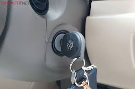 Kedua mobil setelah bertumbukan, bergerak bersama. Kunci Immobilizer Hilang Begini Prosedur Gantinya Di Bengkel Resmi Gridoto Com