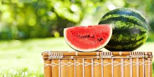 Beberapa tanaman buah ternyata tidak hanya buahnya saja yang dapat dimanfaatkan, tetapi hasil samping buah seperti kulit buah, biji buah dan jantung buah dapat bermanfaat bagi manusia. 11 Manfaat Semangka Bagi Kesehatan Bantu Redakan Nyeri Otot Merdeka Com