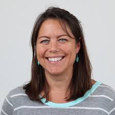 Melissa Pickering's Instagram, Twitter & Facebook