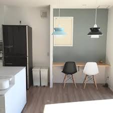 ダイニング いまだにダイニングテーブルのない我が家です 2人だけだとキッチンのステップカウンターだけで 足りてしまうので ゆっくりとお気に入りを探そうと思います でもペンダントライトだけ早々とつけて 雰囲気 house interior home decor