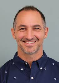 Eric Paton's Instagram, Twitter & Facebook