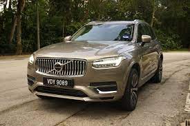 Excluding option packages, the low factory listed 2020 volvo xc90 msrp is $49,000 and the high msrp for a xc90 is $70,250. First Drive Refreshed Volvo Xc90 T8 Inscription Plus Carsifu
