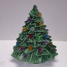 4.4 out of 5 stars 20. Mccoy Ltd Usa Ceramic Christmas Tree Plastic Ornament Bulbs Rare Tabletop 10 1792881807