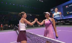 However, the canadian star who stormed through the wta tour in 2019 couldn't come through. Bianca Andreescu Vs Simona Halep Tennis Prediction 28 10 2019