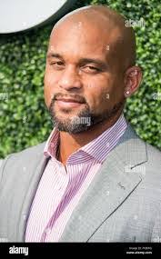 Shaun Dennis's Instagram, Twitter & Facebook