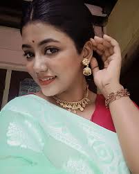 Barna Paul（@reel_barnaa）• Instagram 相片與影片