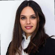 Melissa Brindle's Instagram, Twitter & Facebook