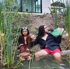 ประกาศหาคนหาย แน็ก ชาลี คนเซอร์ผมยาวคนเดิมหายไป ลุคใหม่ฮีตัดผมสั้น แล้วยังมาจับกีต้าร์ร้องเพลงอีก คลิปนี้สาวๆตุยนะ กำลังเคลิ้มกับเสียงก็. à¸­à¸¢ à¸²à¸‡à¸®à¸² à¹à¸™ à¸ à¸Šà¸²à¸¥ à¸­à¸²à¹€à¸˜à¸­à¸£ à¸‰à¸¥à¸­à¸‡ 1 à¸¥ à¸²à¸™à¸§ à¸§ à¹‚à¸Šà¸§ à¸ à¸™à¸­à¸²à¸«à¸²à¸£à¹€à¸Š à¸²à¸¥à¸­à¸¢à¸™ à¸³à¹„à¸¡ à¹€à¸«à¸¡ à¸­à¸™à¹ƒà¸„à¸£