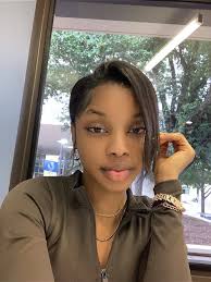 仕事から帰ってきて、料理してくれる男が必要