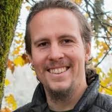 Meet Our Wildlife Experts