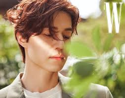 Lee was born in seoul, south korea on november 6, 1981. Lee Dong Wook Talks About New Drama Opens Up About Struggling To Break Free From Dark Characters Experiencing A Slump And More Kpophit Kpop Hit