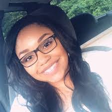 Shauna Tanner's Instagram, Twitter & Facebook