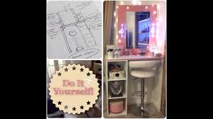 Si la robe noire est un indispensable dans votre penderie, la queue de cheval est un des grands classiques de la coiffure. Diy N 1 Creer Facilement Une Coiffeuse Girly Youtube