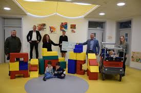 Öffnungszeiten hängen von der jeweiligen zweigstelle ab, sehen sie sich die öffnungszeiten bei der gewünschten zweigstelle an. Kindergarten Rohrbach Und Vfb Adersbach Freuen Sich Uber Spenden Sinsheim Lokal