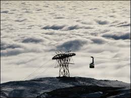 Telecabina coboara din bucegi in busteni. Bucegi Mountains Photo Gallery