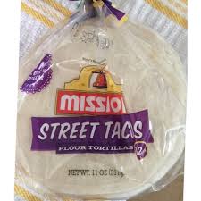 In a second skillet (and at the same time) combine the red cabbage, corn, serrano chili, green onions, taco seasoning, and the juice from 1/2 a lime with a little olive oil. Calories In Flour Tortillas Street Tacos From Mission