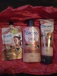 Rose quartz, a natural crystal, is known as the stone that radiates self love and care. Biore Rose Quartz Charcoal Daily Purifying Cleanser Reviews In Face Wash Cleansers Chickadvisor