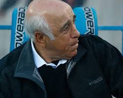 The site lists all clubs he coached and all clubs he played for. Pesar En El Futbol Chileno Por Silencioso Retiro De Nelson Acosta Producto De Una Enfermedad