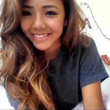 Stream Pearl Yang music