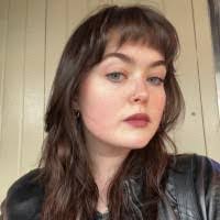 Lily Gilbert's Instagram, Twitter & Facebook