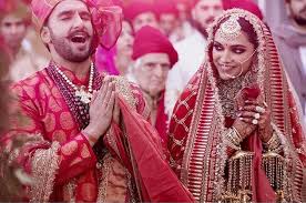 The Way Deep Look At Her Veer Indian Wedding Photography Bollywood Wedding Deepika Padukone Lehenga