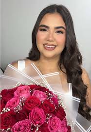 Holaa✨🫶🏻 tieeeempo sin traerles un tuto de peinados 🥹 por aqui les ...