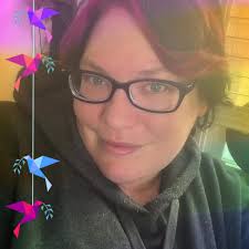 Are there small groups of girls in Fresno CA for bible studies?