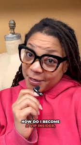 Hi, everybody!, Happy day-before-Thanksgiving!, I’m finishing up here at  the Fashion Institute of Technology, but wanted to just drop in to remind  you (in case you haven’t heard;) that our Holiday ...