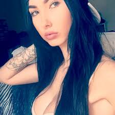 Is this normal hand placement