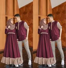 Linien klasse 2 weihnachten / linien klasse 2 weih. Kartun Romantis Couple Kebaya Lurik Bersepeda Pasangan Romantis Kartun Komik Di Sepeda Ilustrasi Templat Psd Unduhan Gratis Pikbest Find Tvstand