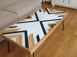 Pin By Melanie Esteves On Idees Pour La Maison In 2020 Reclaimed Wood Coffee Table Coffee Table Wood Mid Century Modern Coffee Table