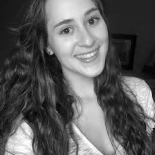 Genevieve Hampton's Instagram, Twitter & Facebook