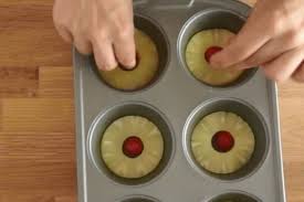 Renverse A L Ananas Presque Trop Simple A Faire Attendez De Voir Le Resultat Cake Desserts Desserts Trifle Desserts