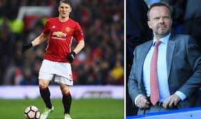 Welcome to the official facebook page of bastian schweinsteiger! Man Utd Vow Never To Repeat Bastian Schweinsteiger Transfer Mistake Football Sport Express Co Uk