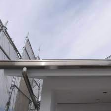 キッチンと雨樋はオールステンレス 屋根にはソーラーパネルが設置されてました リンク元のみなさまには心より御礼申し上げます タニタハウジングウェア 雨のみちをデザインする 家づくり 住まいづくり マイホーム計画 新築 注文住宅 デザイン