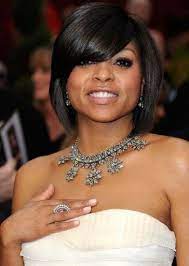 Hairstyles That Slim A Round Face Shape Medium Hair Styles Black Hairstyles For Round Faces Round Face Haircuts