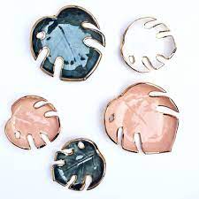 Lauren Sumner Pottery On Instagram Just A Few Gold Edged Monstera Leaf Bowls Are Back In Stock I Know You Guys Like The Sma Pottery Leaf Bowls Monstera Leaf