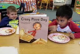 Απόλαυσε την καλύτερη συλλογή βίντεο σχετικά με pizza day! Donna Preston On Twitter Crazy Pizza Day Was Such A Fun Book We Created Our Own Crazy Pizzas From Whip Cream To Pineapple To Cheese Balls To Pepperoni Https T Co Cnv92unop9