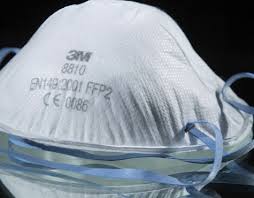 Die einen fühlen sich mit der dichten maske sicherer, andere. Debatte Uber Ffp2 Maskenpflicht In Offis Handel Salzburg24